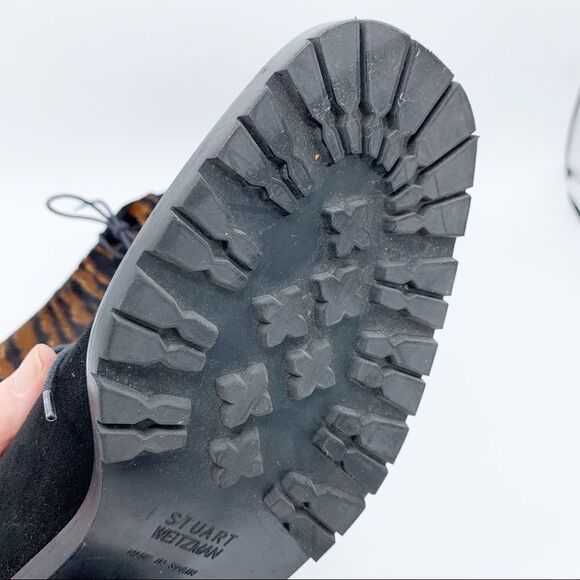 STUART WEITZMAN Black Suede and Animal Print Calf-hair Lug Sole Tie‎ Oxfords EUC - Picture 16 of 16